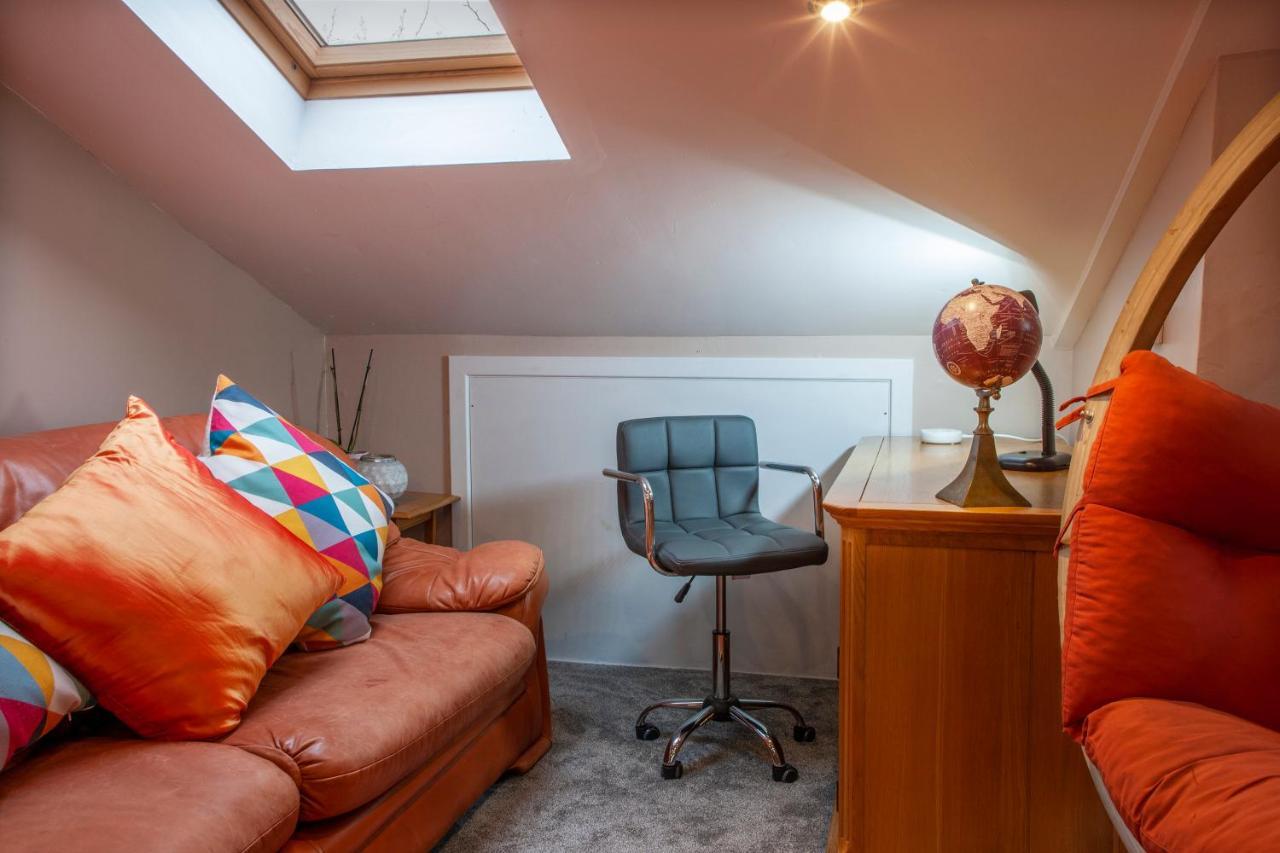 Premium 2Nd Floor 2 Bed Apt Sleeps 4 Adults In Oban Town Eksteriør bilde