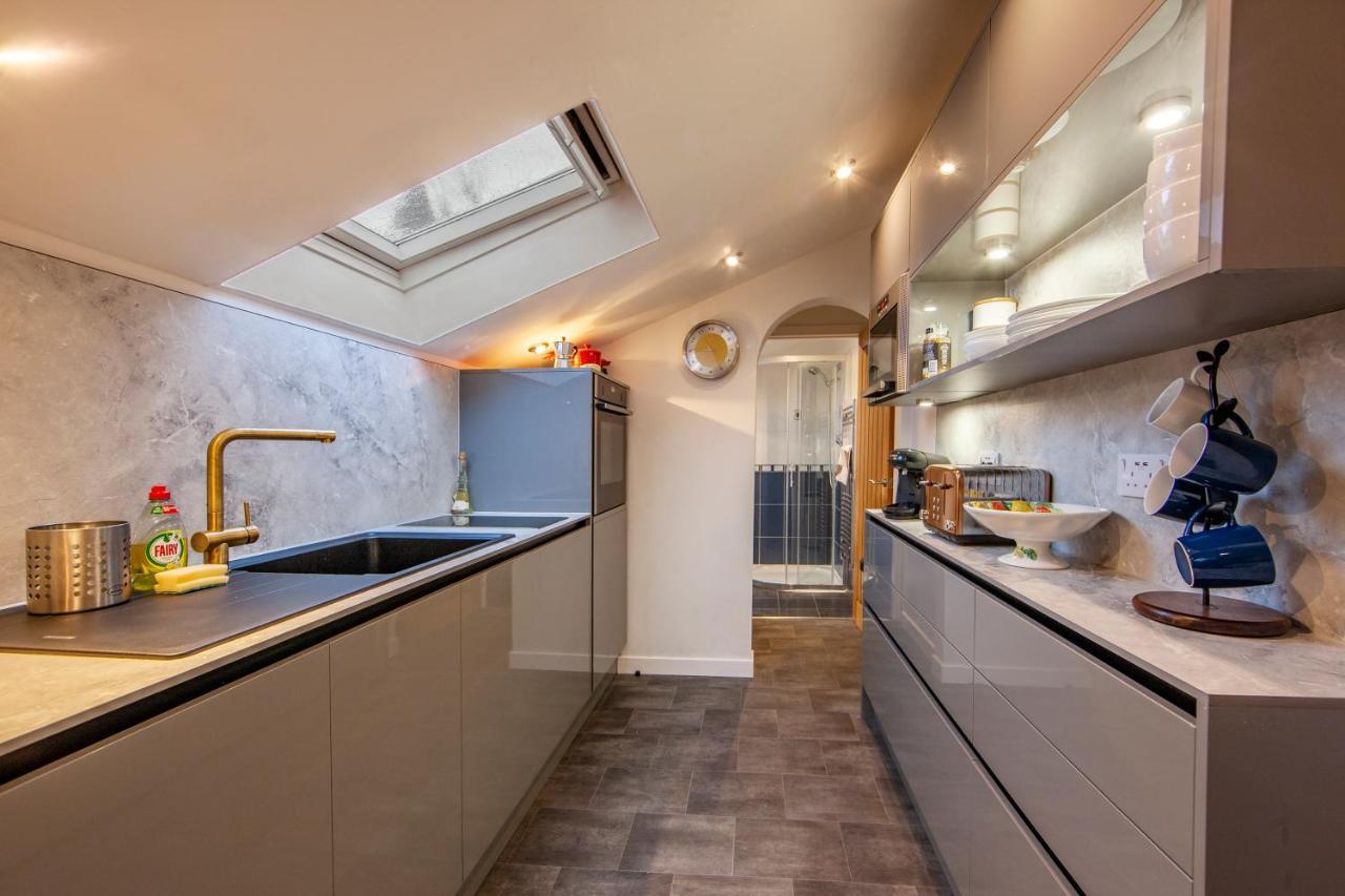 Premium 2Nd Floor 2 Bed Apt Sleeps 4 Adults In Oban Town Eksteriør bilde